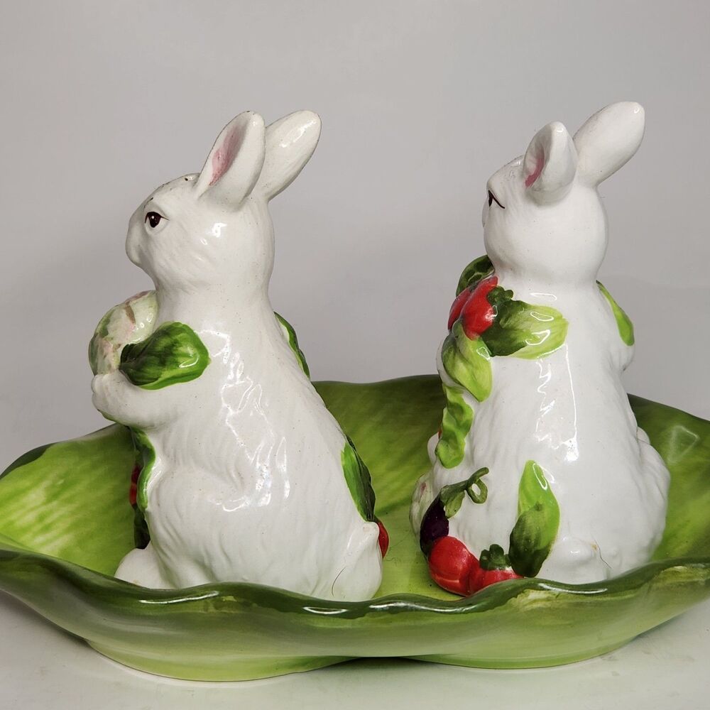 Ceramic‎ Easter Bunny Salt Pepper Shakers Butter Tray Set Rabbit Spring Garden - Picture 3 of 4